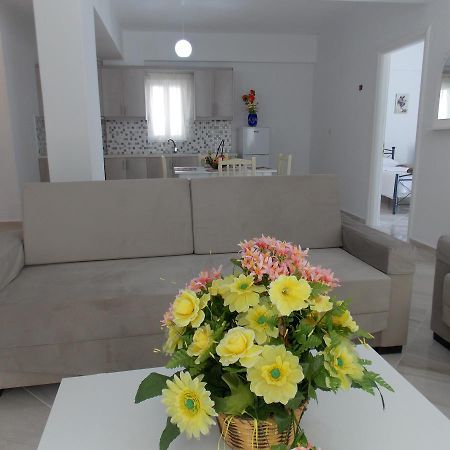 Zeta'S Apartments Sarandë 外观 照片