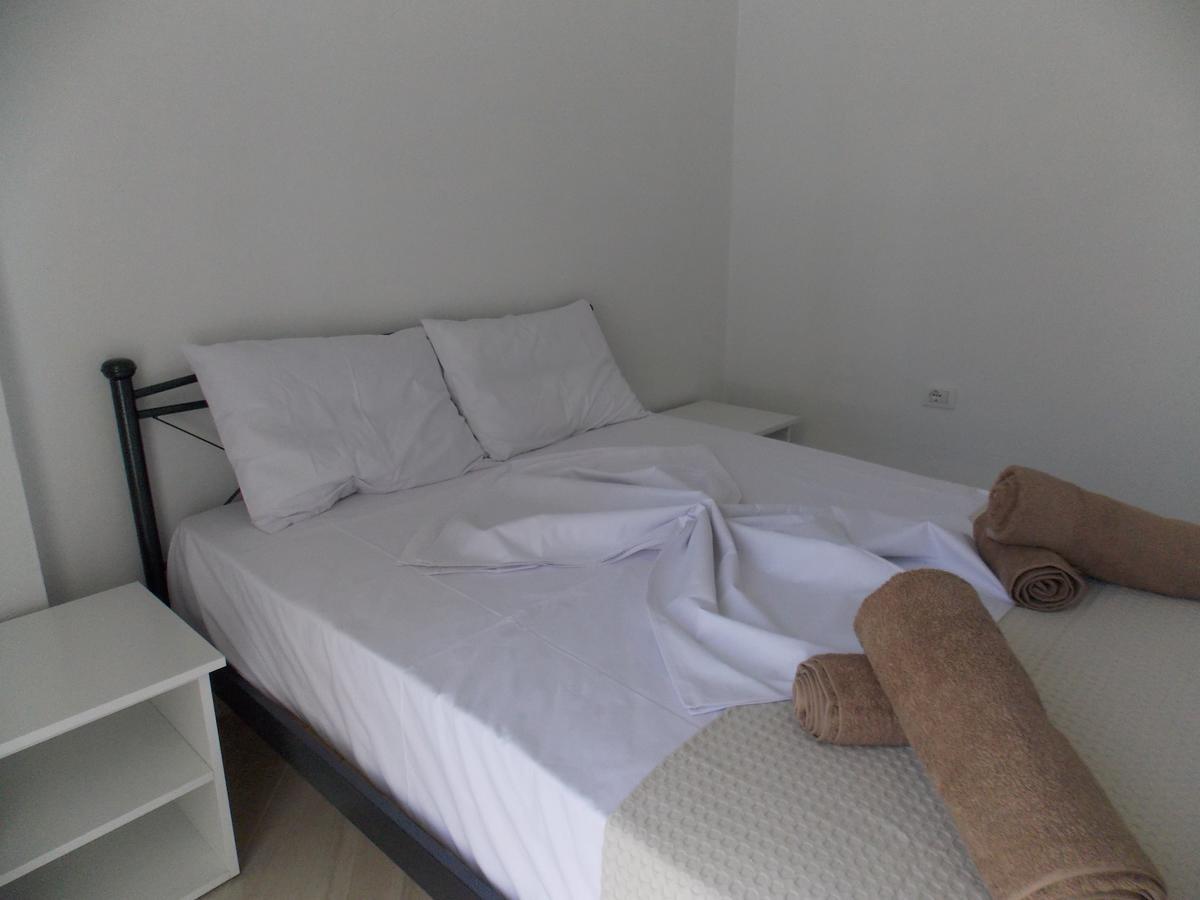 Zeta'S Apartments Sarandë 外观 照片