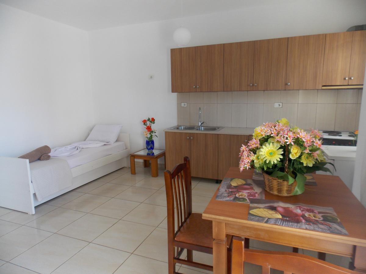 Zeta'S Apartments Sarandë 外观 照片