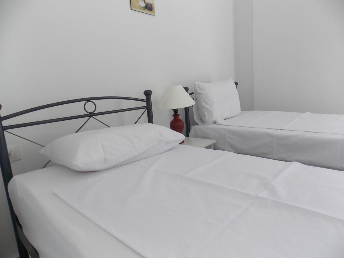 Zeta'S Apartments Sarandë 外观 照片