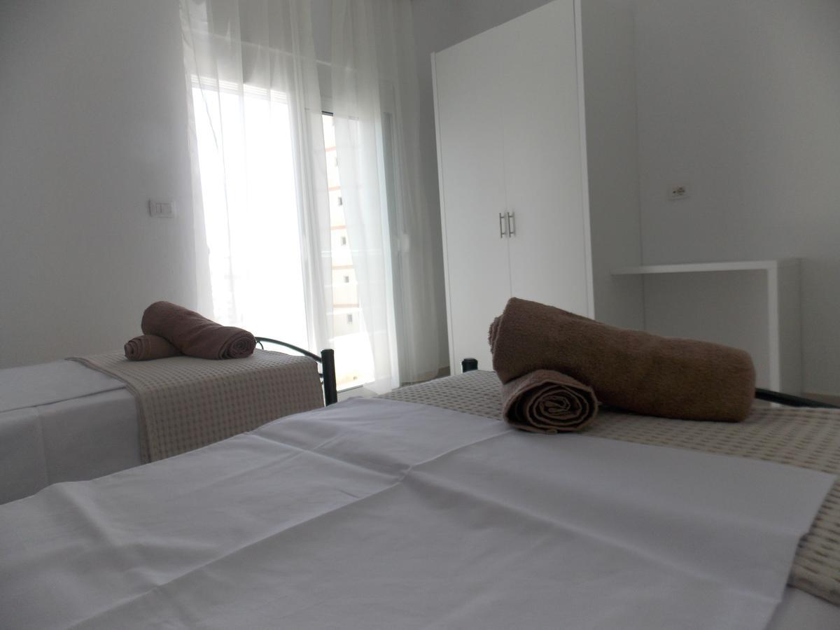 Zeta'S Apartments Sarandë 外观 照片